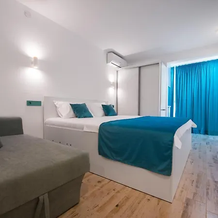 Apartament Darius Saturn